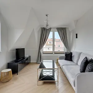  Apartment Tartaczna Center & Parking By Downtown Polen
