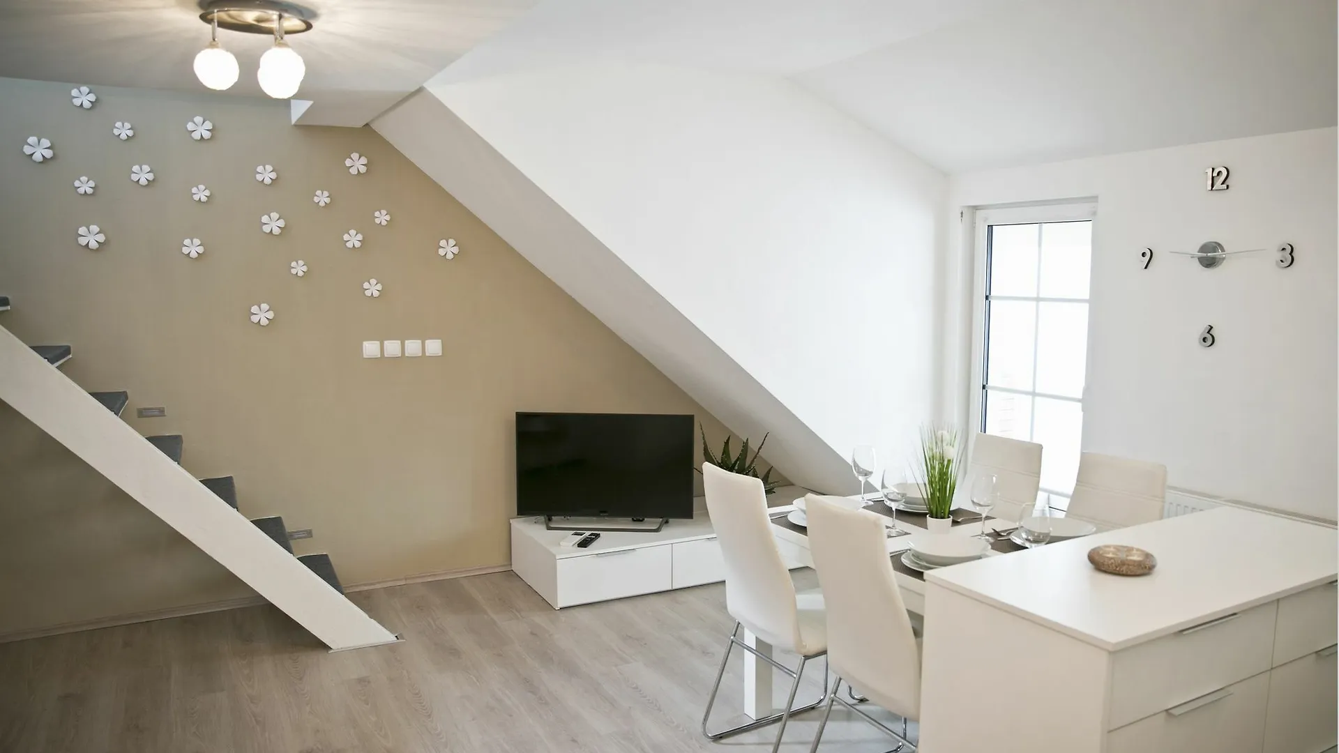 Apartments Hisa Pod Gradom Ljubljana